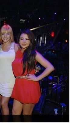 eu si ally....la o petrecere privata poze cu paola